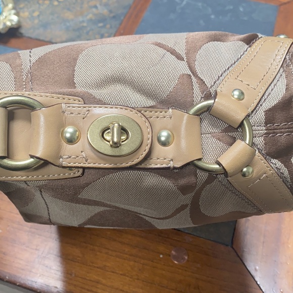 Coach Purse - Picture 5 of 7